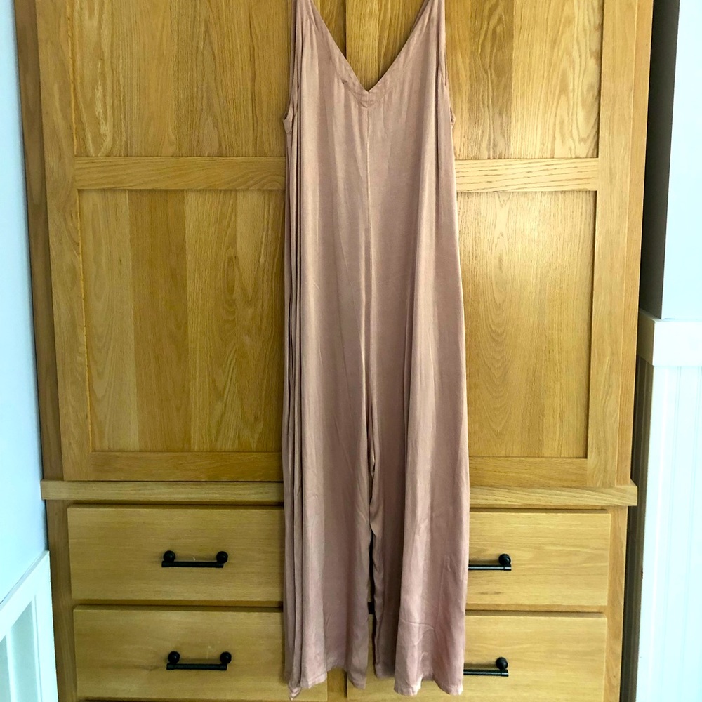 Silky nude colored jumper